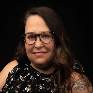 Meet your Posher, Marie-claude